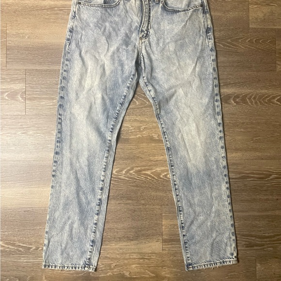 GAP 32 x 30 light blue acid wash slim jeans - Picture 3 of 6